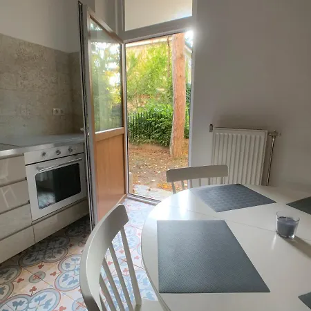 Cosy In Buda Apartamento